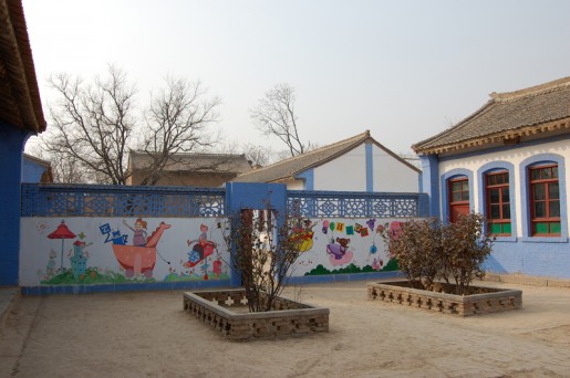 Finished mural in the school's courtyard